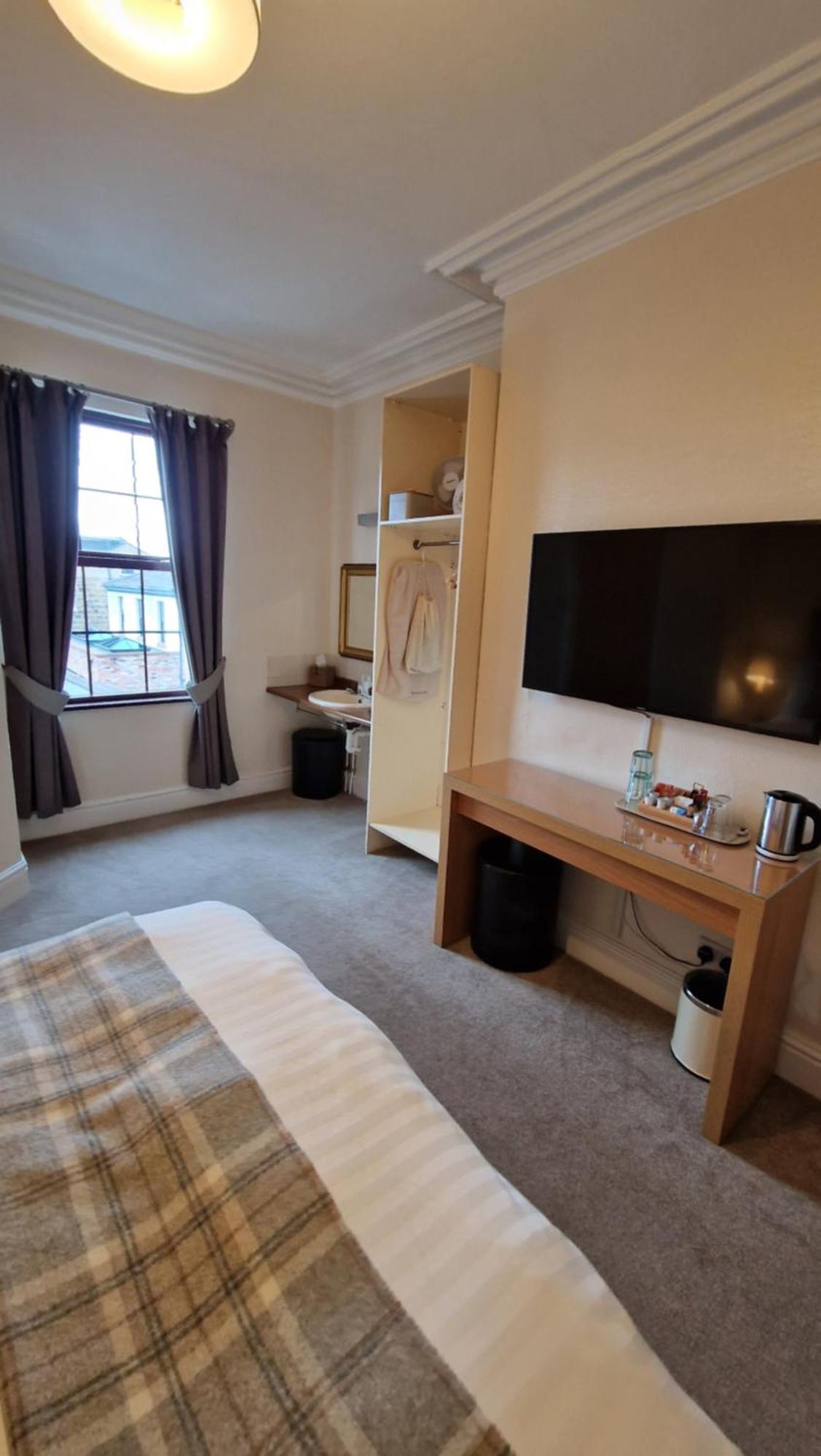 Glen Garth Guest House Честер Экстерьер фото