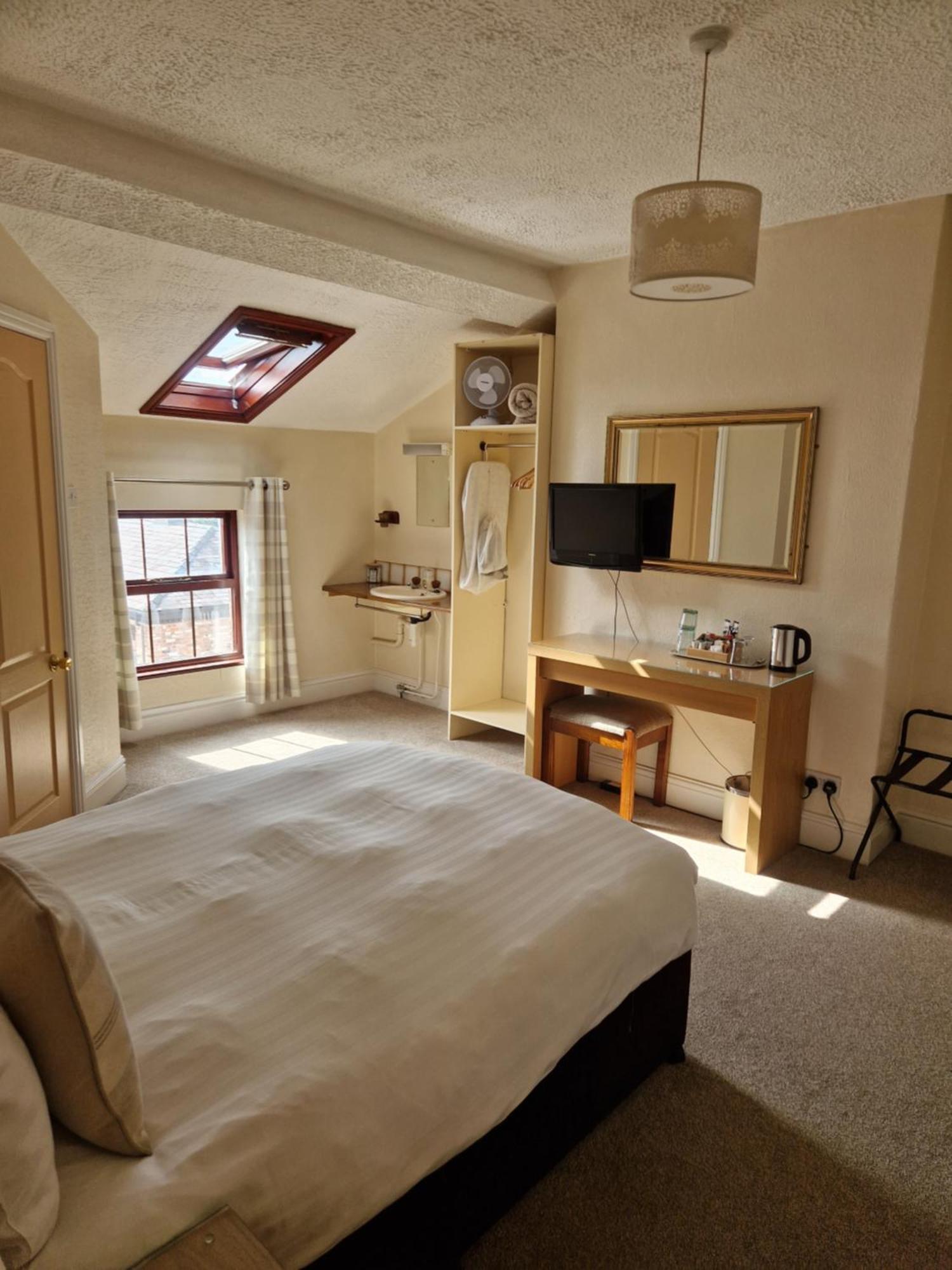 Glen Garth Guest House Честер Экстерьер фото